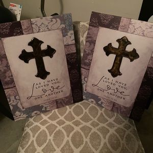 I have a lot of decors an name brand socks an bags for sale!! Inbox for pricing